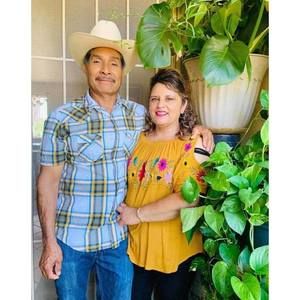 Meet your Posher, Cecy